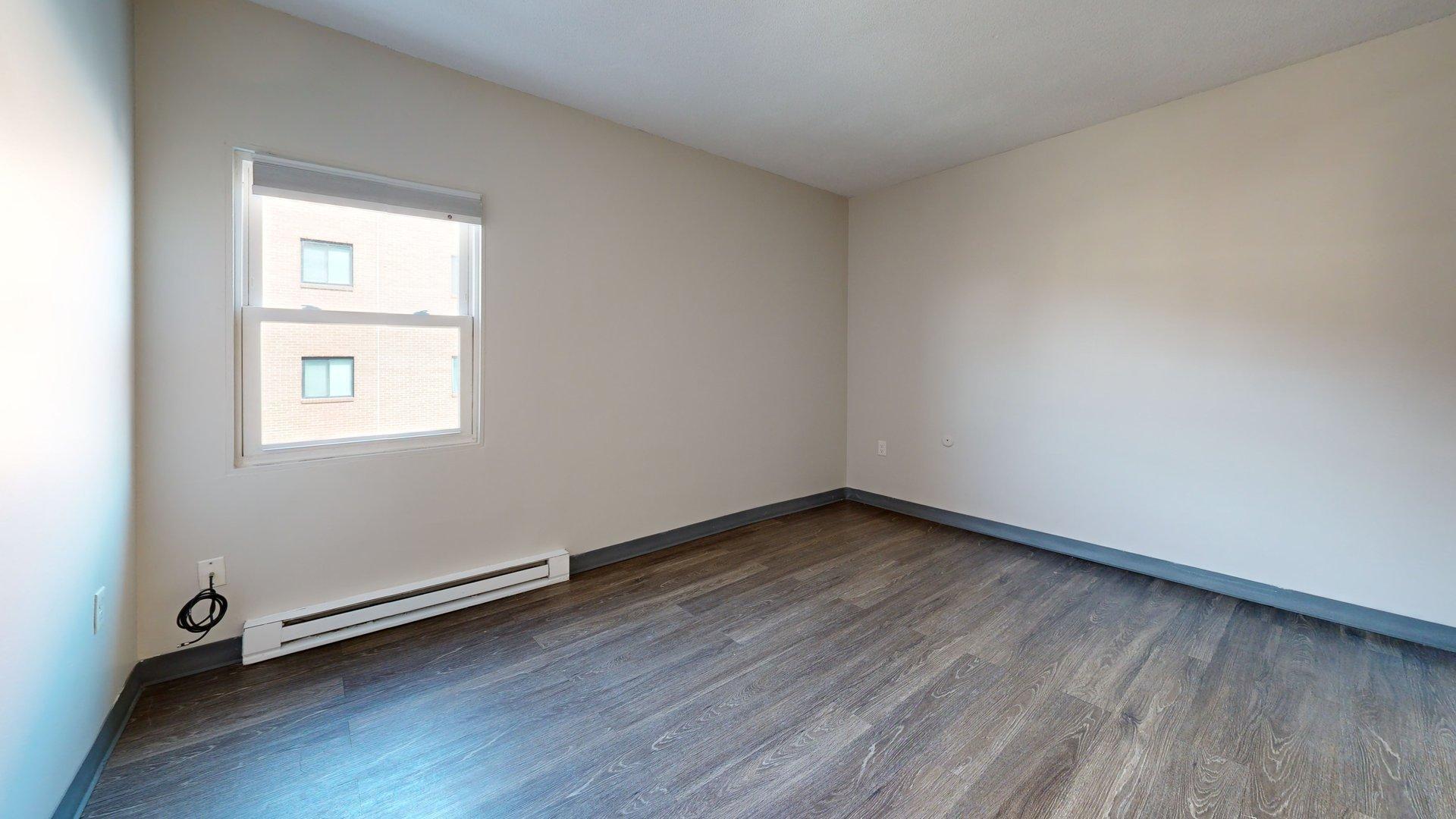 Building Photo - 298 Meridian St