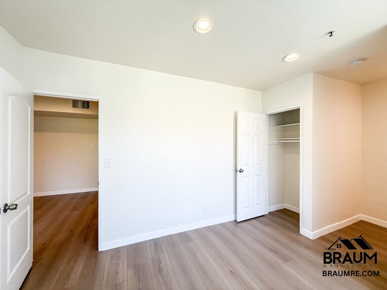 Building Photo - 1537 Franklin St