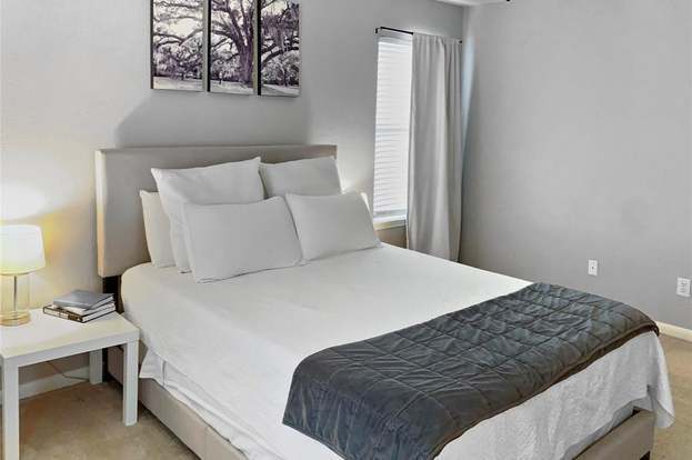 Building Photo - 21235 Bending Green Way