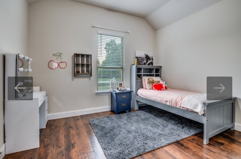 Building Photo - 913 Cope St