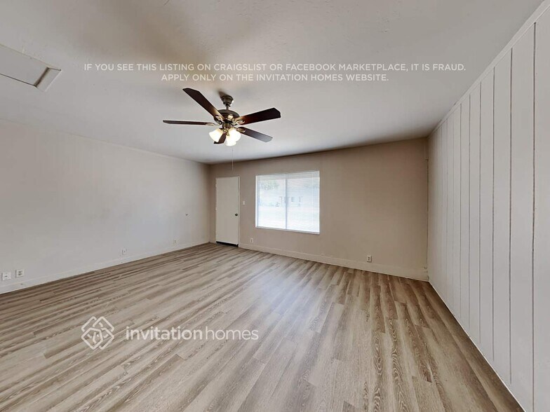 Building Photo - 17846 N 34th Dr