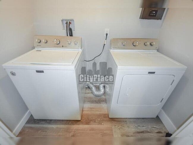 Building Photo - 5961 Rawles Ave