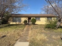 Building Photo - Location....Location....Location....