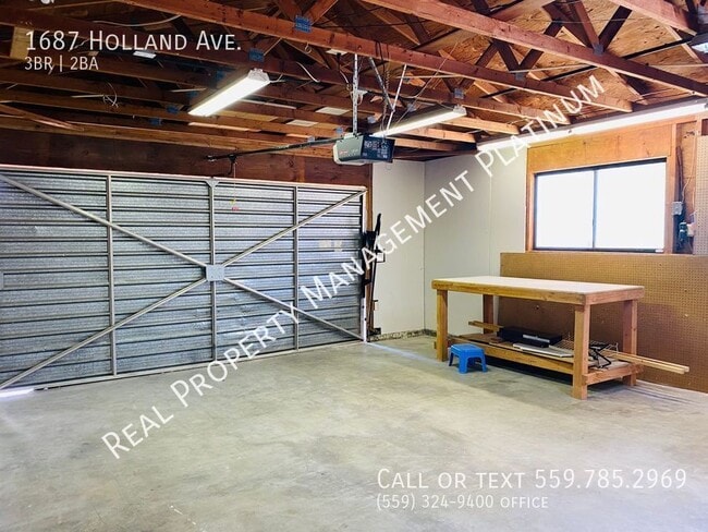 Building Photo - 1687 Holland Ave