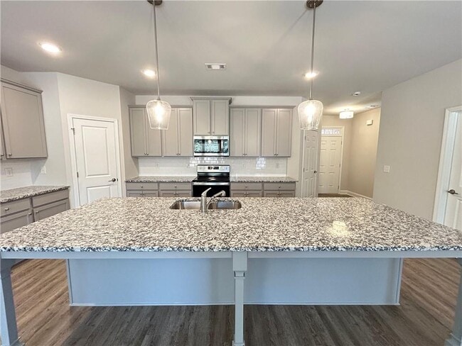 Building Photo - 2606 Mls Cmn Dr