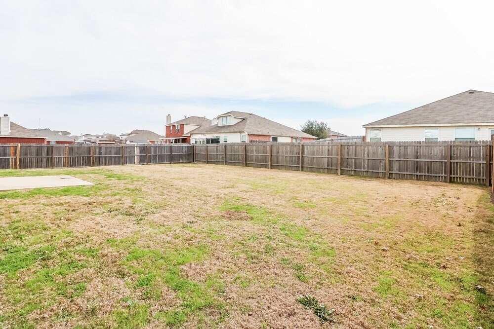Building Photo - 2104 Aster Trail