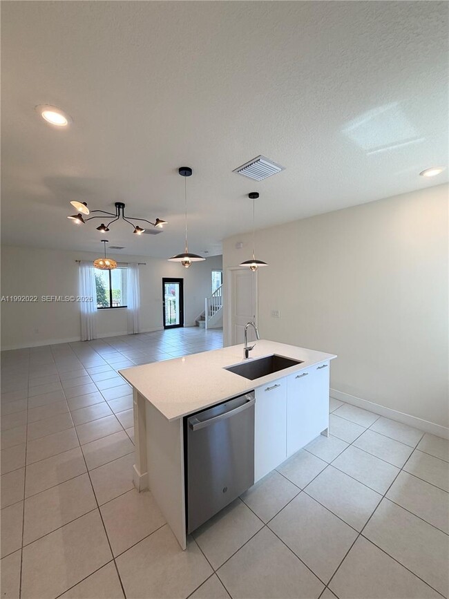 Building Photo - 4470 NW 83rd Ave