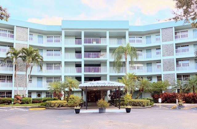 Building Photo - 806 Cypress Grove Ln