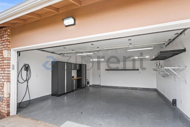 Building Photo - 1674 Noreen Dr