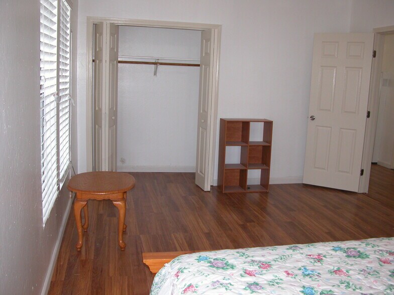 Primary Bedroom - 1505 Adeline St