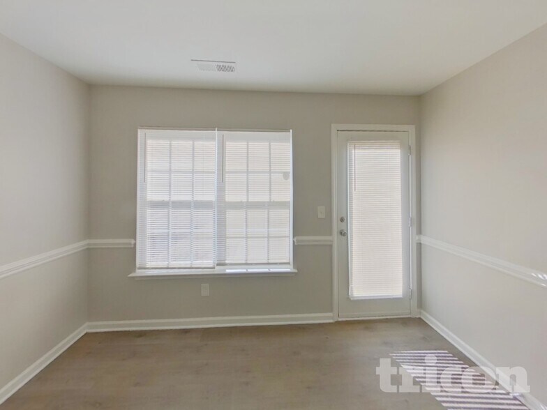 Building Photo - 1392 Zered Pl NW