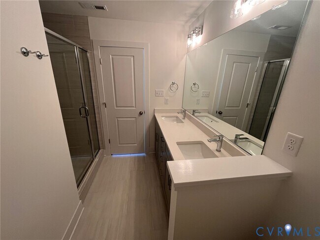 Building Photo - 15342 Oasis Sun Aly