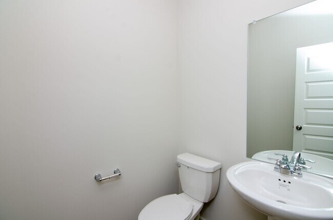 Building Photo - 170 Southwind Run