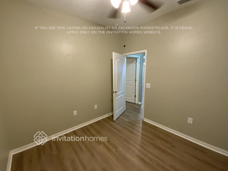 Building Photo - 10547 Peppergrass Ct