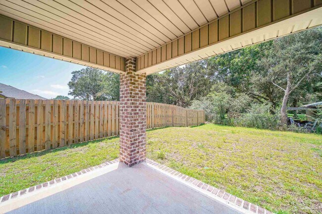 Building Photo - 6347 Burrow Ln