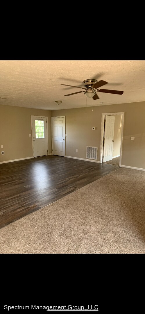 Building Photo - 3 br, 2 bath House - 2015 Jonathan Drive