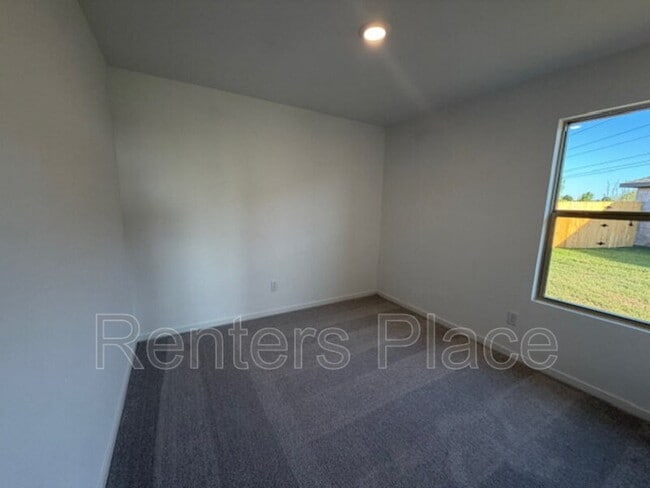 Building Photo - 3705 Montage Blvd