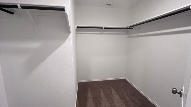 Building Photo - Move in Ready - Pet Friendly with pet door...