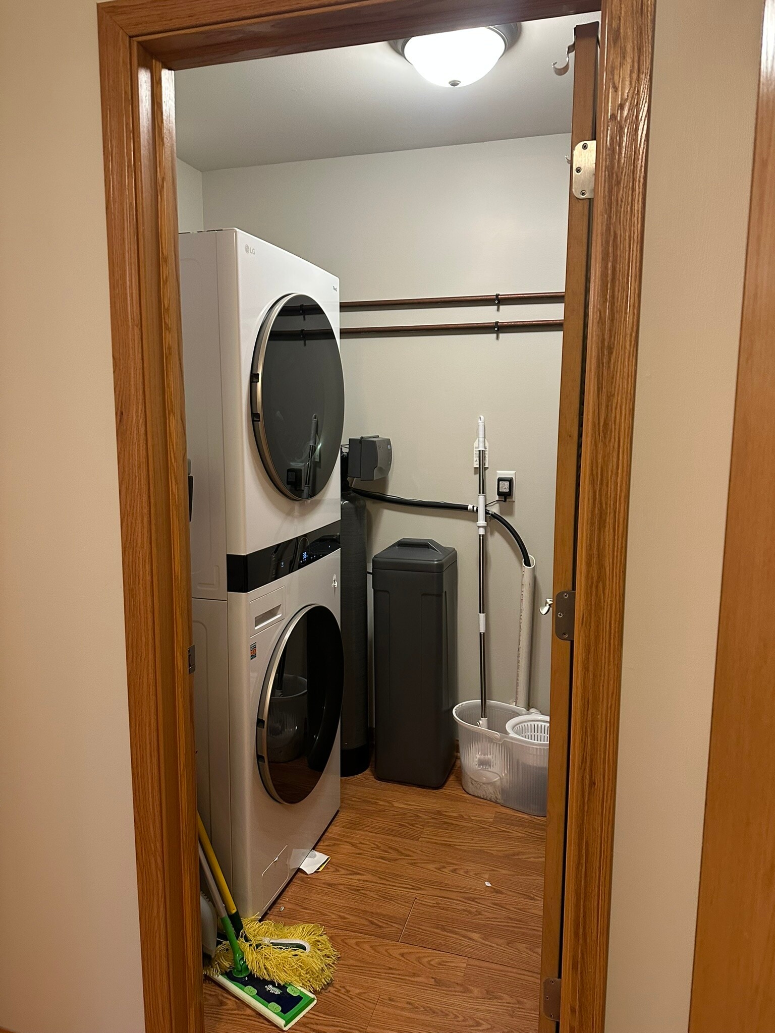 Laundry Utility Room - 7417 Thomas Dr
