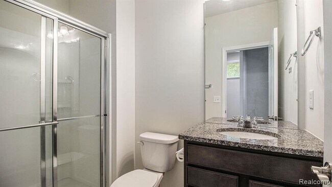 Building Photo - 28320 Verona Dr