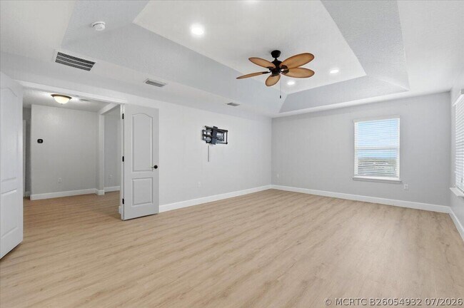 Building Photo - 9012 Orange Blossom Lp