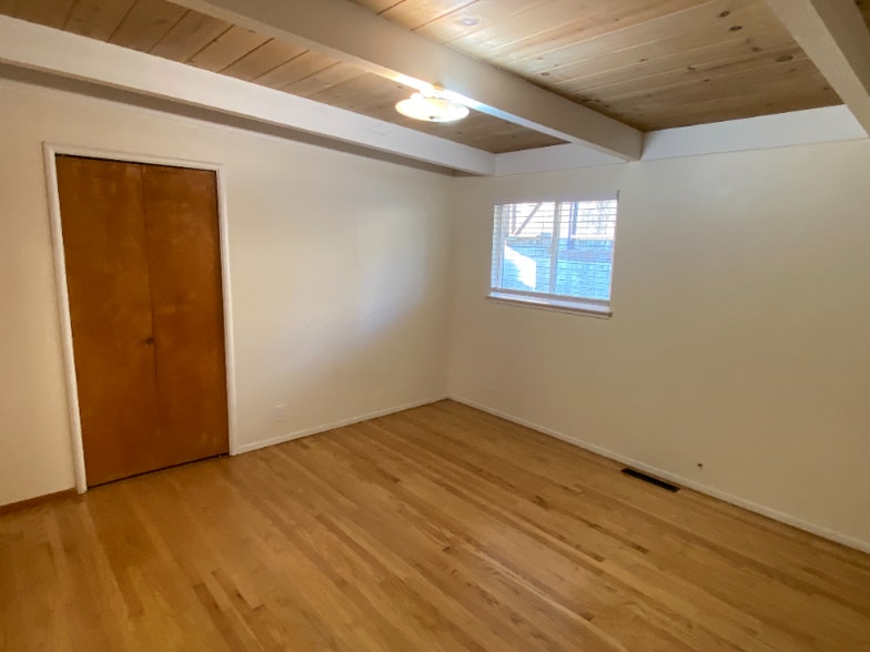 Building Photo - 3721 San Michele Dr