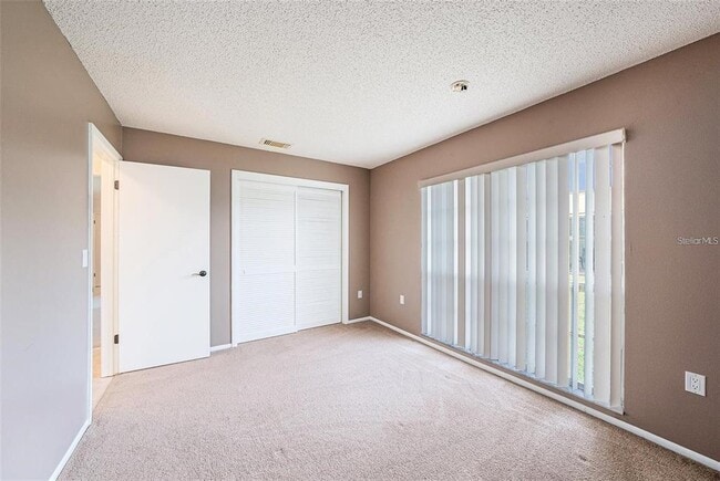 Building Photo - 13013 Sawmill Way