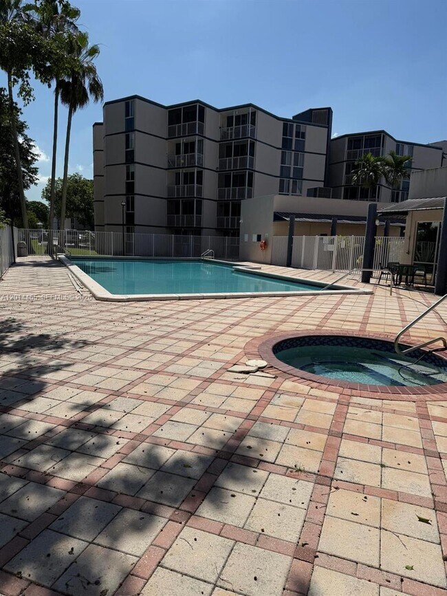 Building Photo - 6955 NW 186th St