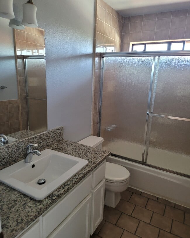 Building Photo - 309 Sea Vale St