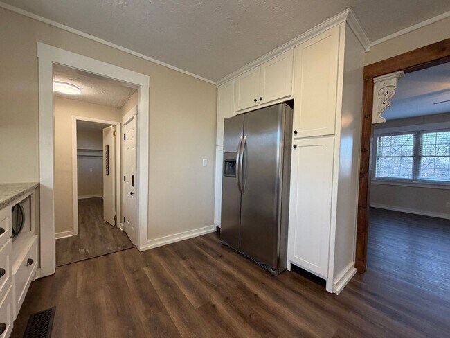 Building Photo - 1046 Tennessee Hills Dr