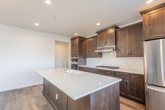 Building Photo - Brand New Home in an Amenity Filled Neighborhood