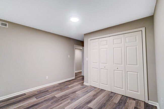 Building Photo - Fully Remodeled Ranch Style Home In South Park! (Landscaping Included)