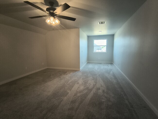 Building Photo - 9212 NW 147th Terrace