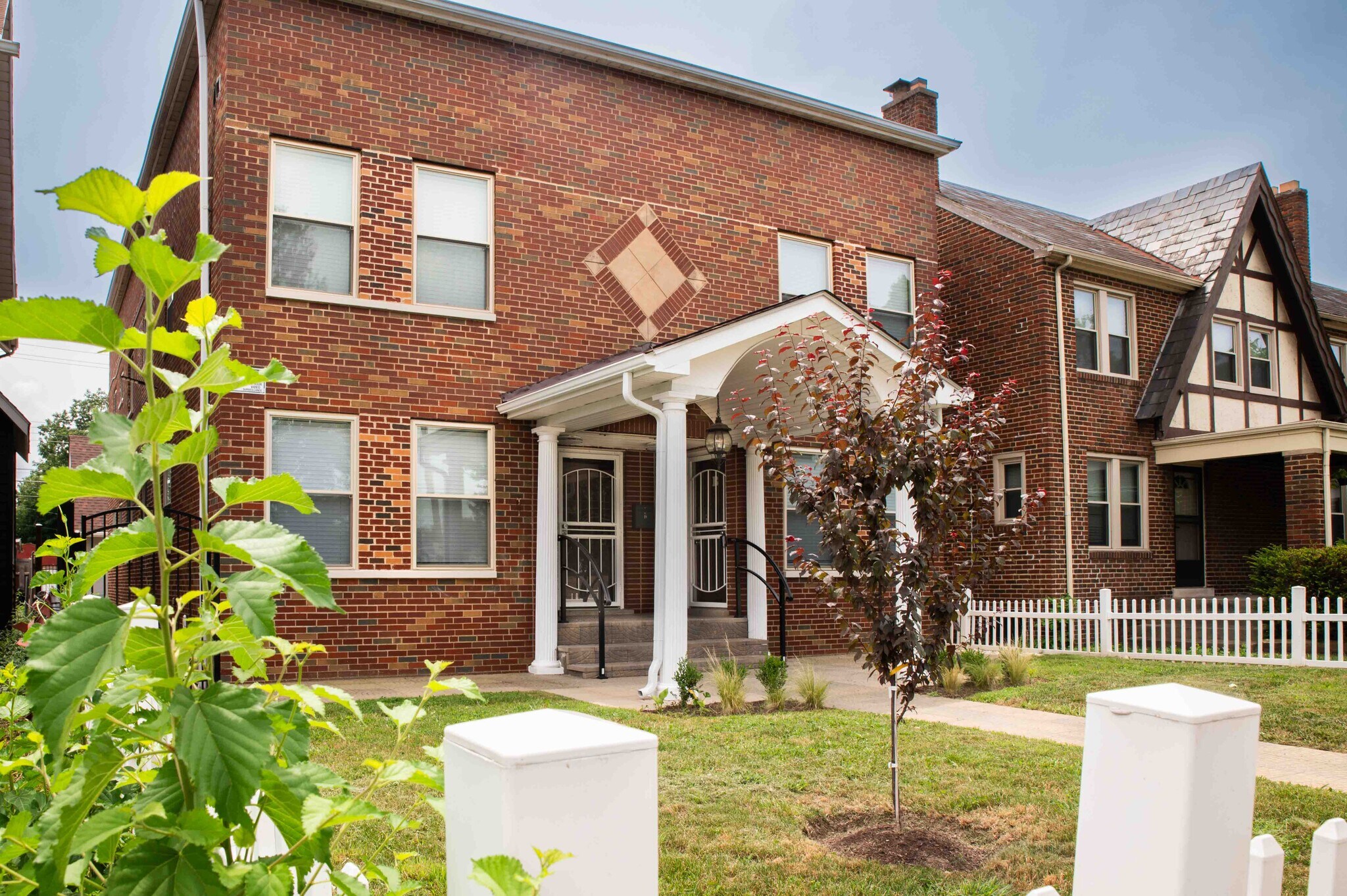 Building Photo - 2869 Sullivant Ave