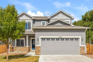 Building Photo - 9735 Desert Lily Cir
