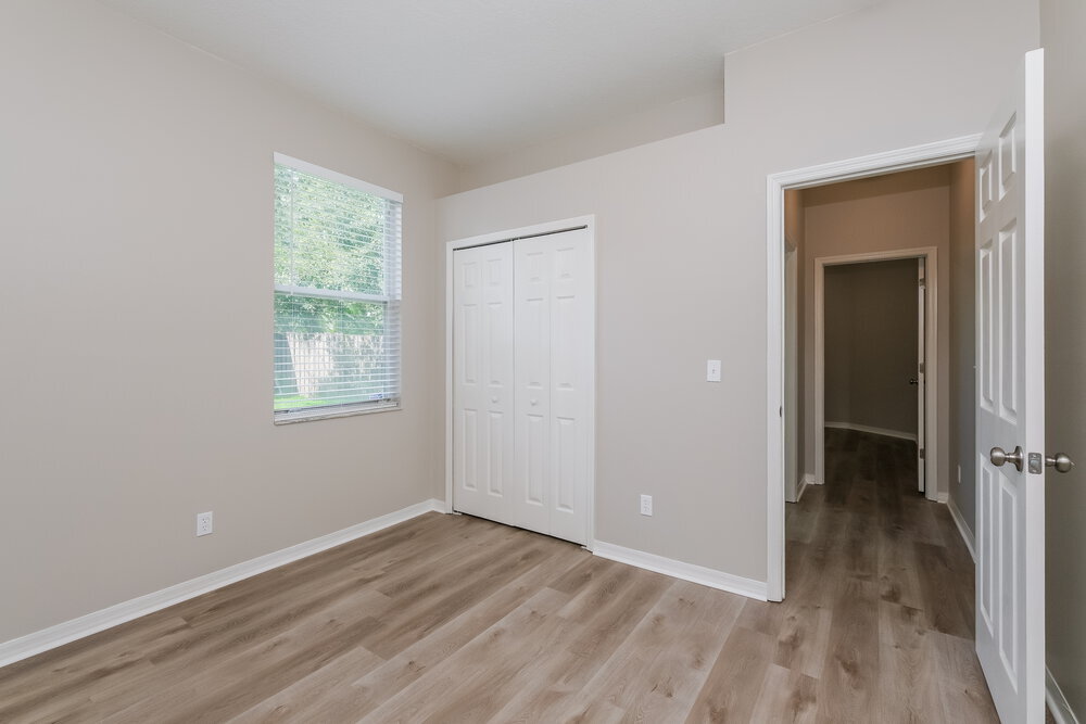 Building Photo - 1614 Wakefield Dr