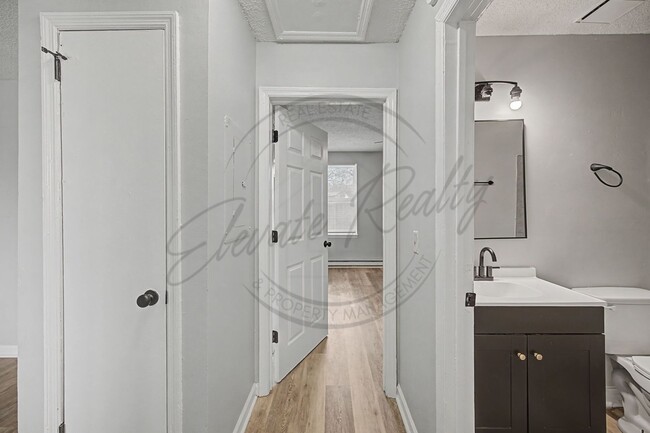 Building Photo - Updated Two Bedroom Ranch w/ Special!