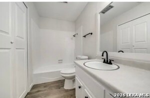 Building Photo - 14602 Edgemont St