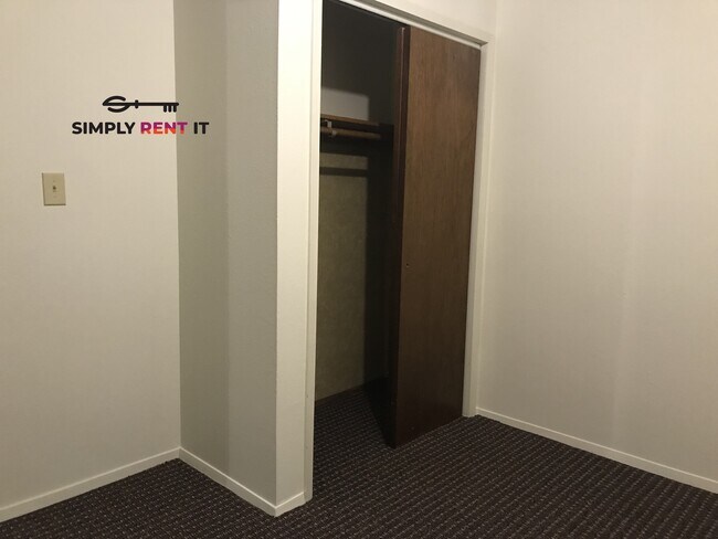 Building Photo - Affordable 2 Bedroom | Downtown Roland | Minutes from Ames