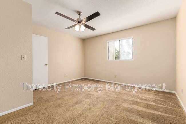 Building Photo - 1340 N Recker Rd