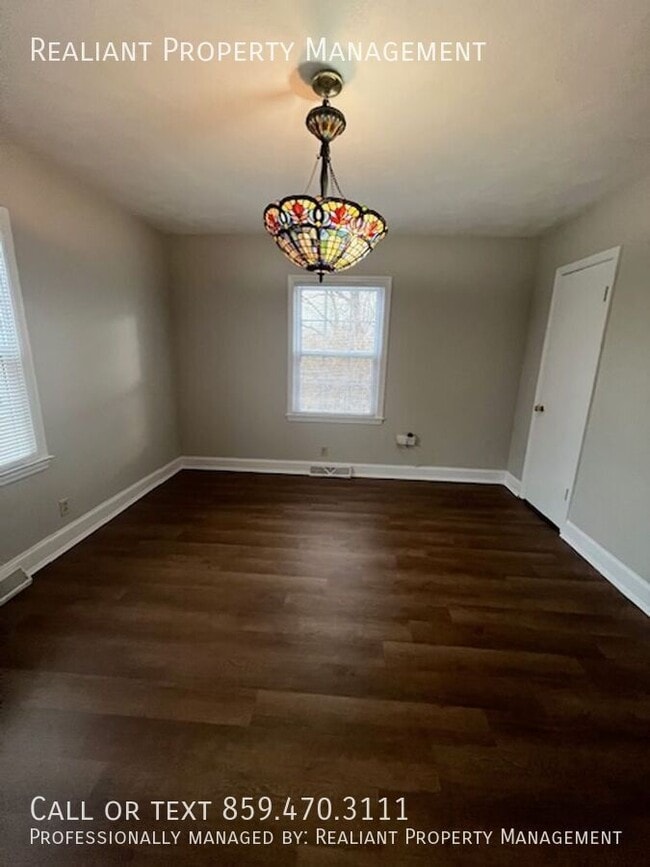 Building Photo - 508 W Main St