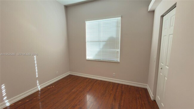 Building Photo - 1792 Aspen Ln