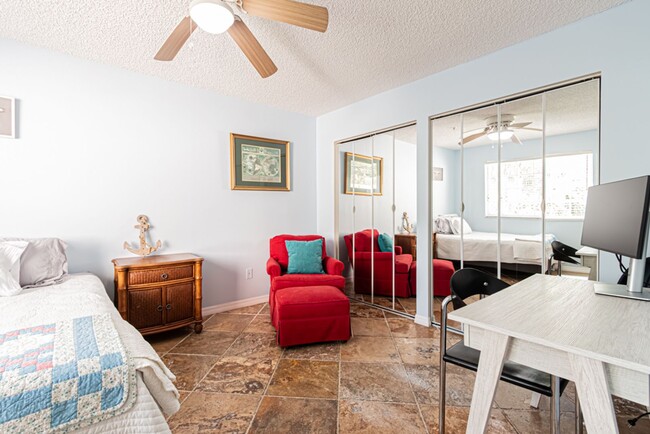 Building Photo - End-Unit 3-Bed Condo Near Downtown Naples & Beaches | Gated Resort-Style Community