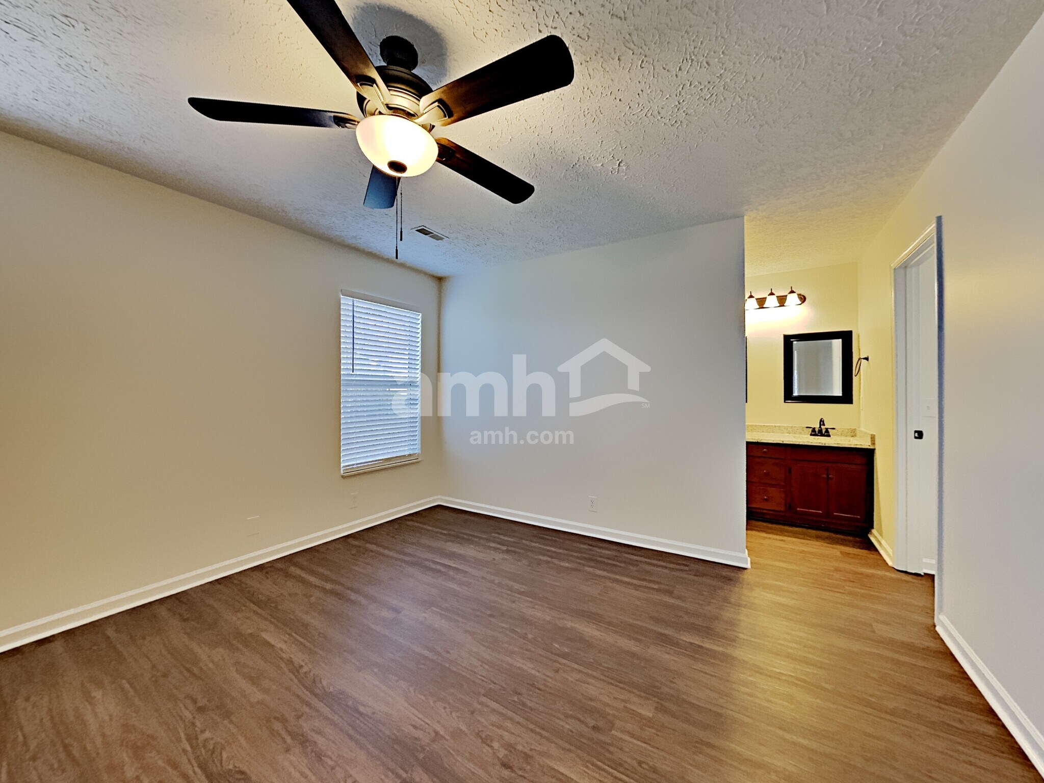 Building Photo - 6200 Hampton Hall Way