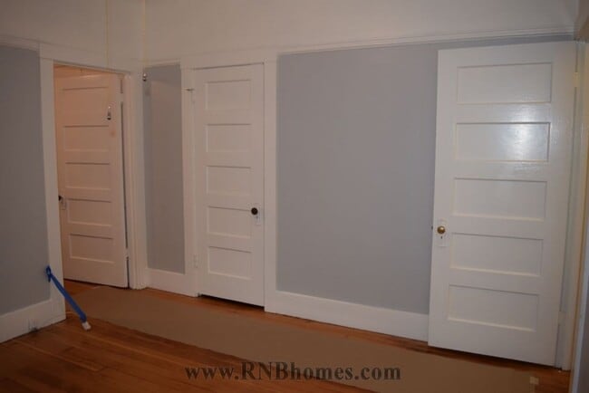 Building Photo - 1121 Dolores Way