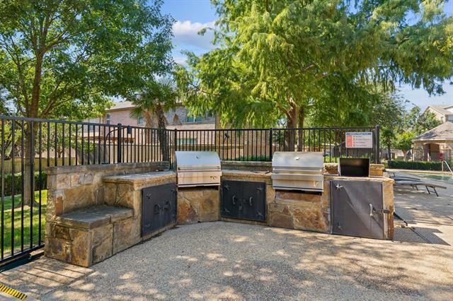 Building Photo - 2653 Jacobson Dr