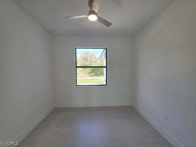 Building Photo - 710 Godwid Ave S