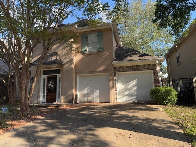 Primary Photo - 6 Ashton Gardens Dr