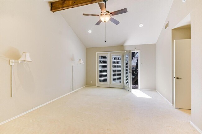 Building Photo - 8405 Cima Serena Ct