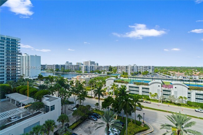 Building Photo - 2501 S Ocean Dr